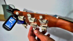 Tuning or Stem on guitar 